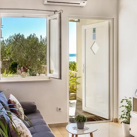 Apartments Jure Makarska Exterior photo