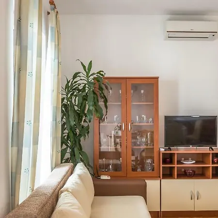 Apartments Jure Makarska Exterior photo