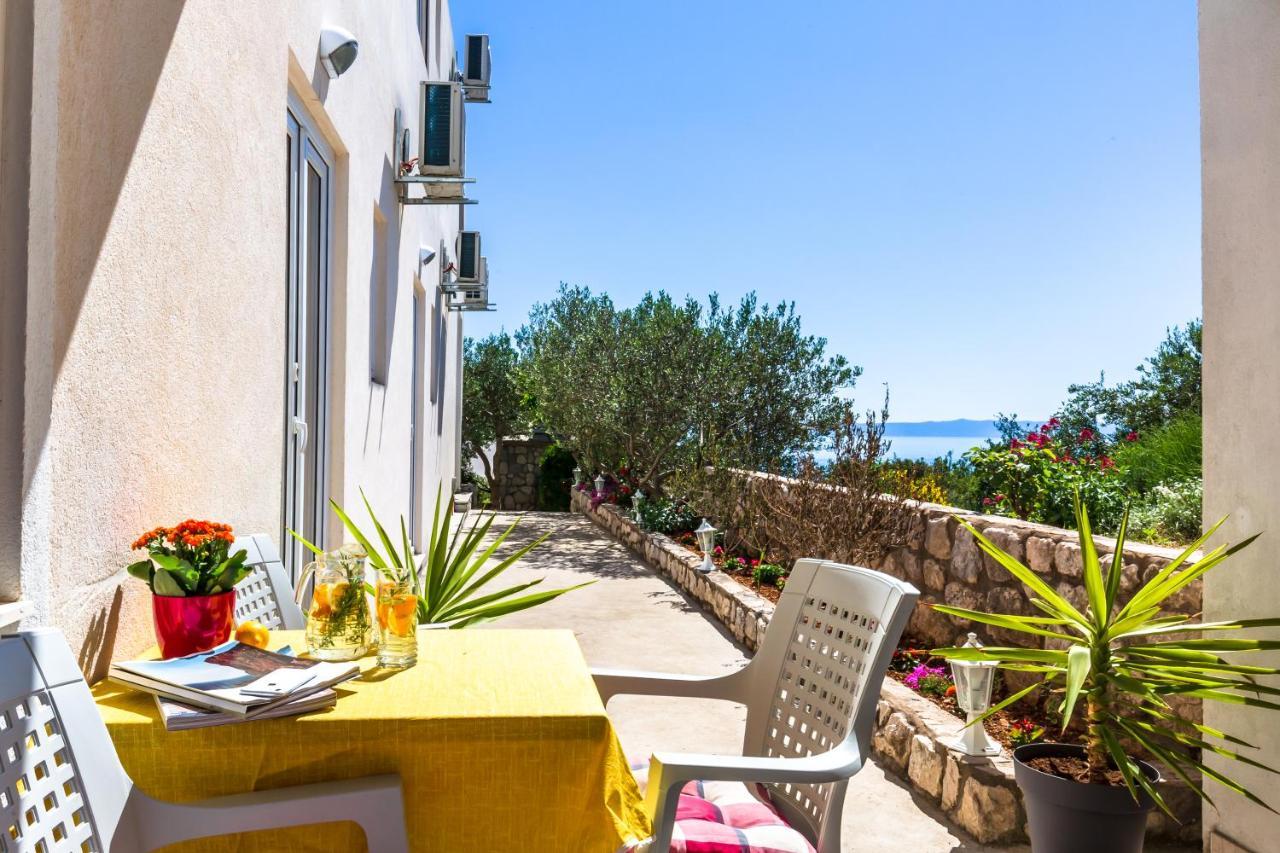 Apartment Jure Makarska