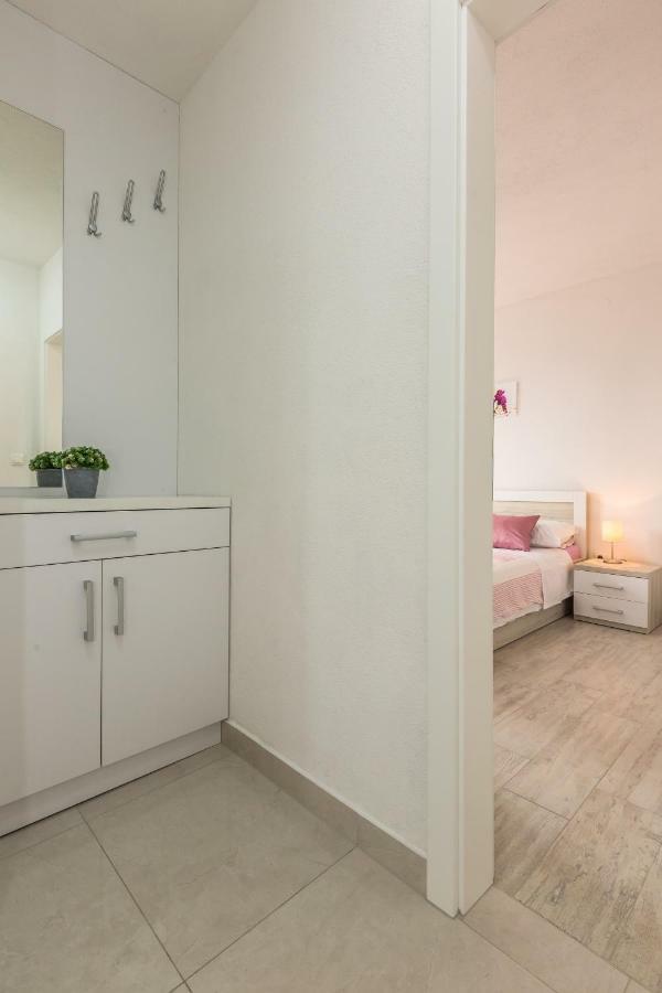 Apartment Jure *