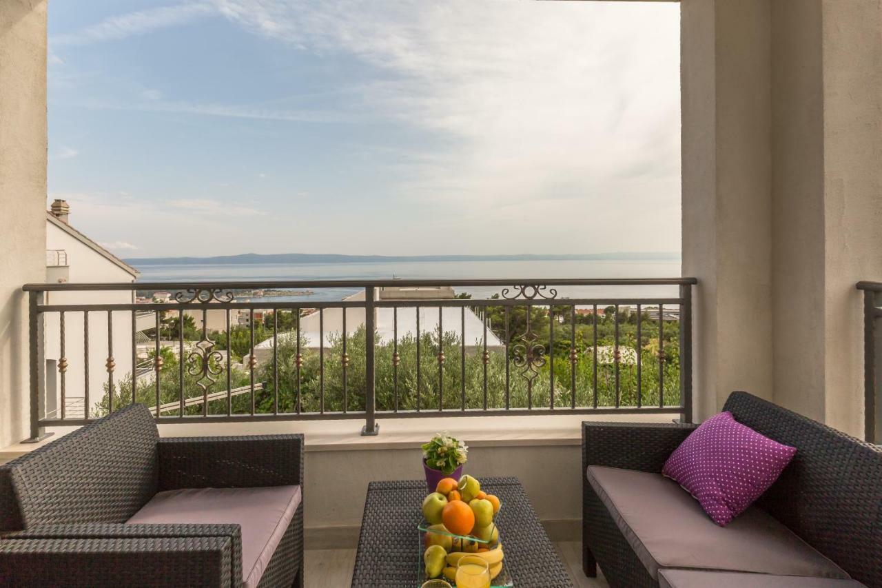 Jure Apartment *