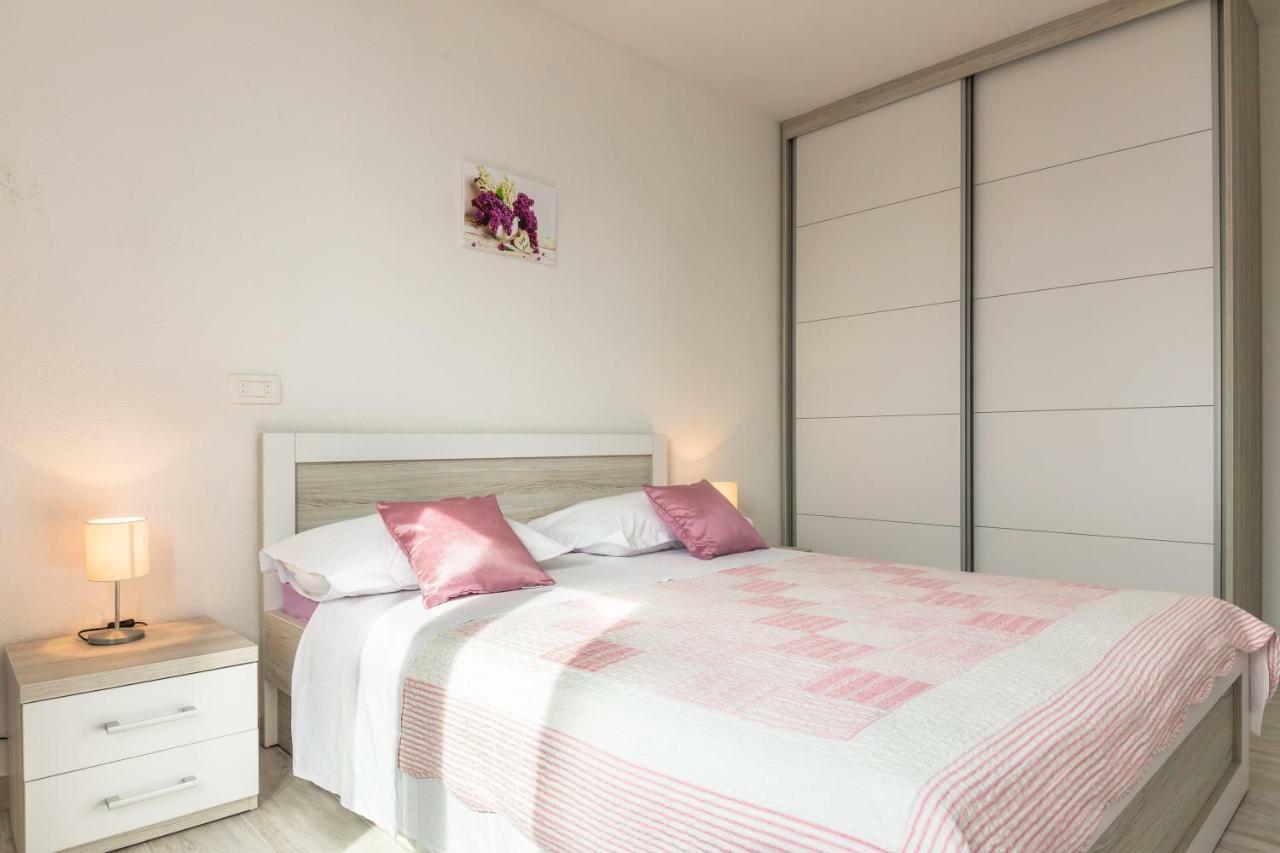 Jure Apartment